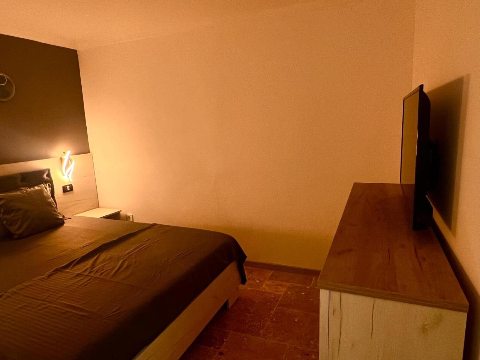 Apartament Gul Mona Saturn Buitenkant foto