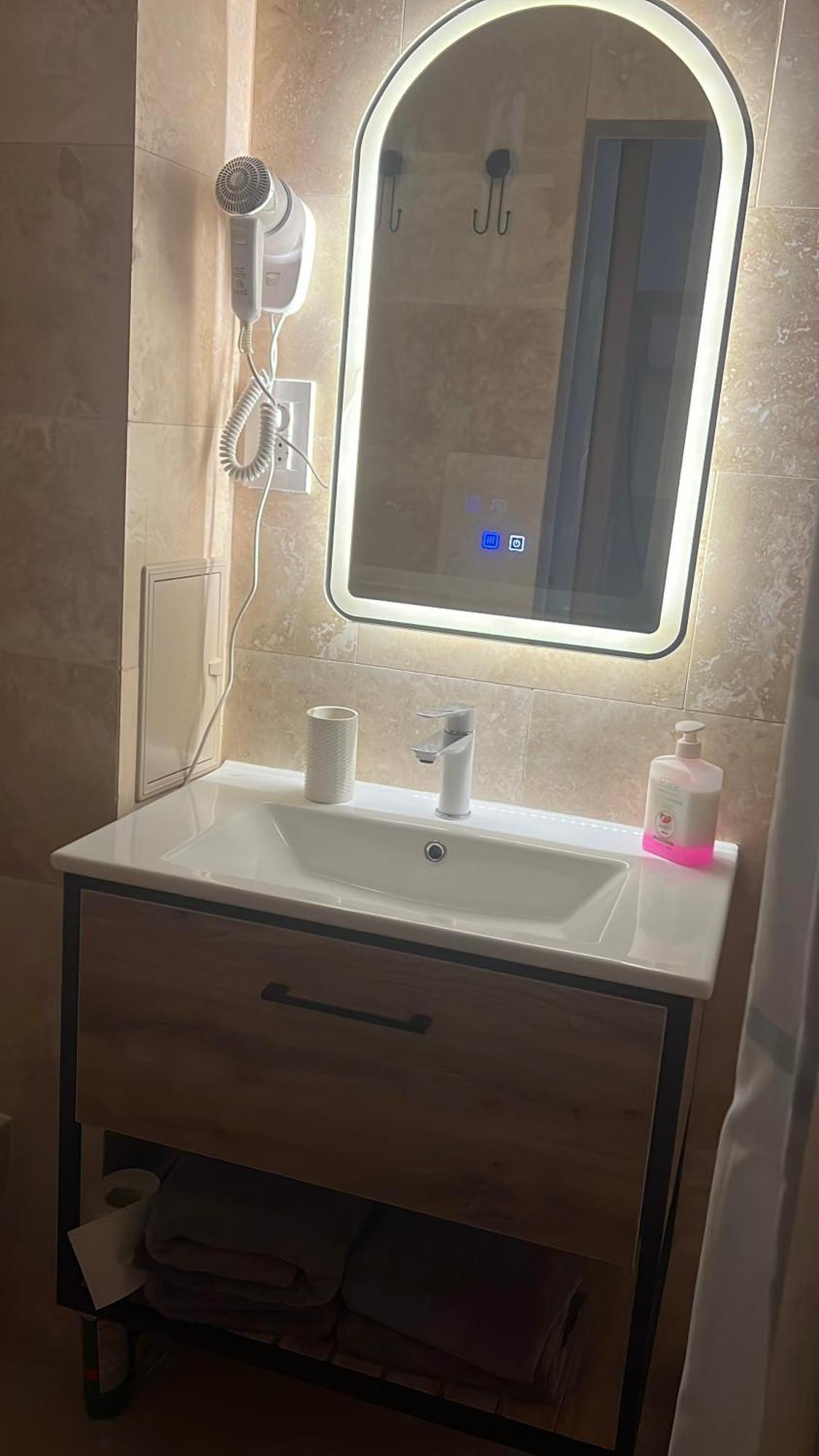 Apartament Gul Mona Saturn Buitenkant foto